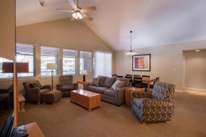 Large Fraser Crossing Founders Pointe condo with Full Length Balcony and Ski Area Views condo